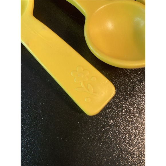 Lot 4 Vintage‎ Fisher Price TOY Spoons Yellow - Picture 2 of 6